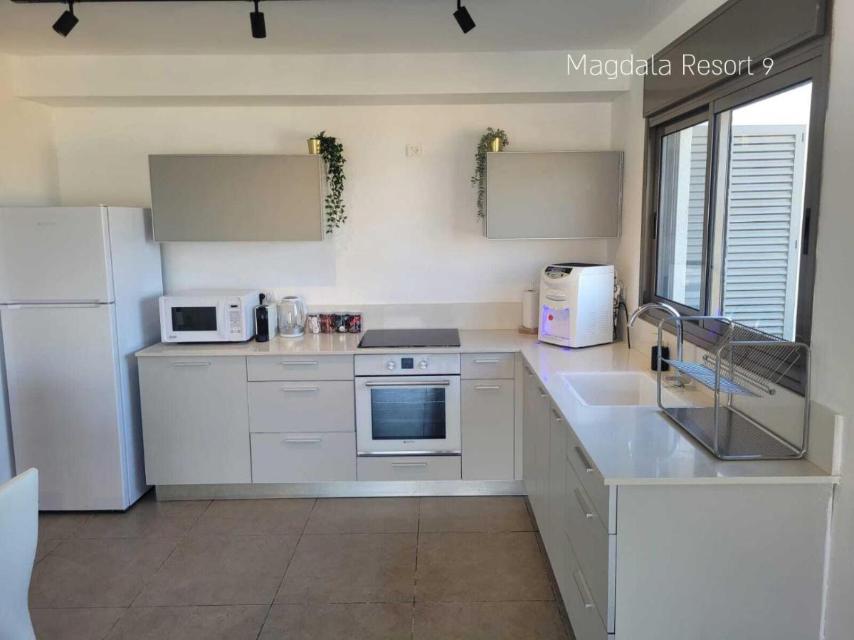 Yalarent Magdala Resort- Luxury Suites With Pool Or Jacuzzi With Sea View Migdal Kültér fotó