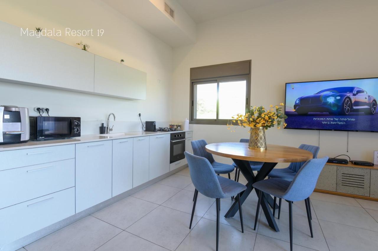 Yalarent Magdala Resort- Luxury Suites With Pool Or Jacuzzi With Sea View Migdal Kültér fotó