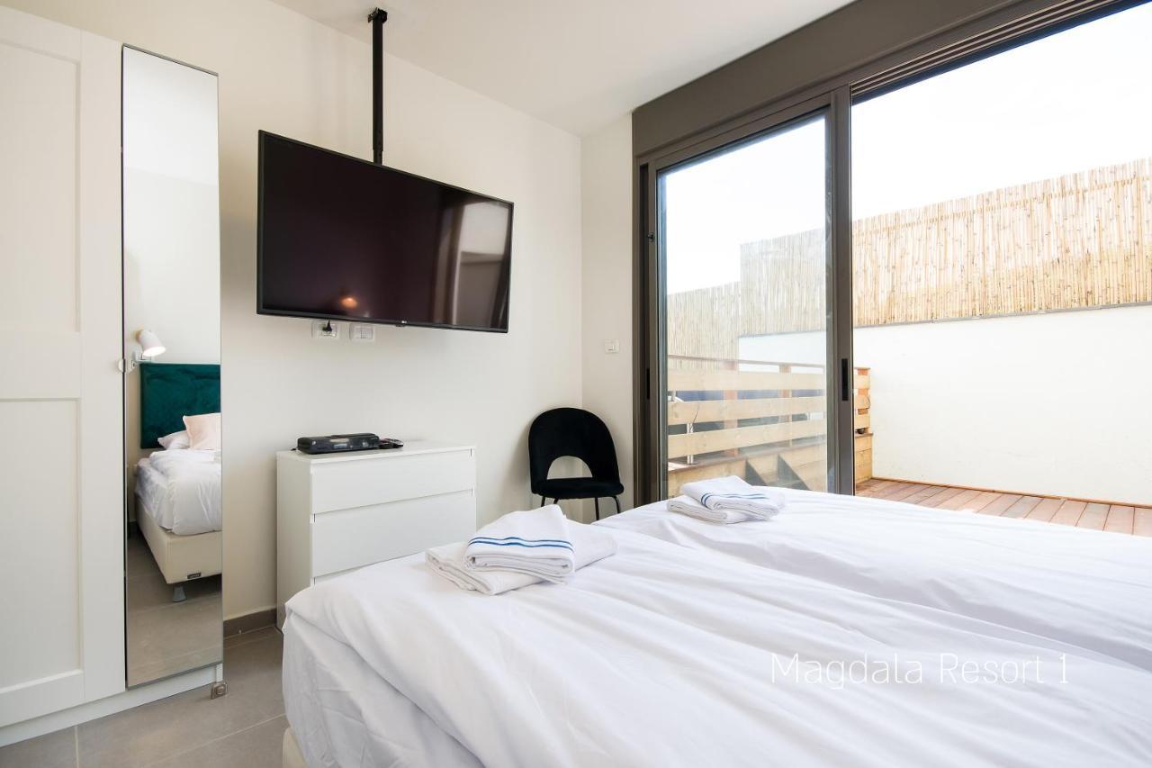 Yalarent Magdala Resort- Luxury Suites With Pool Or Jacuzzi With Sea View Migdal Kültér fotó
