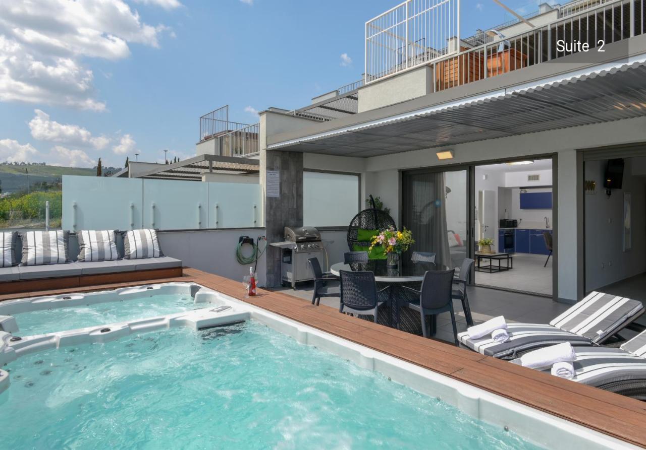 Yalarent Magdala Resort- Luxury Suites With Pool Or Jacuzzi With Sea View Migdal Kültér fotó